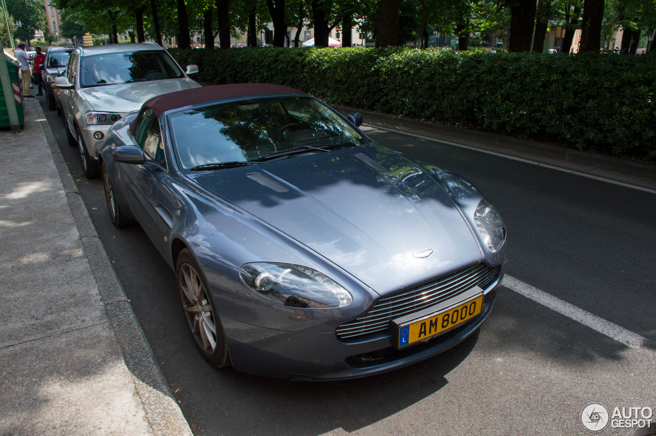 Aston Martin V8 Vantage Roadster