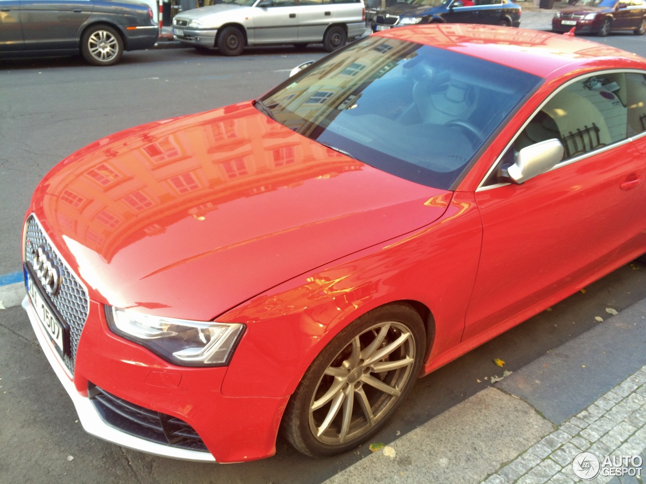 Audi RS5 B8 2012