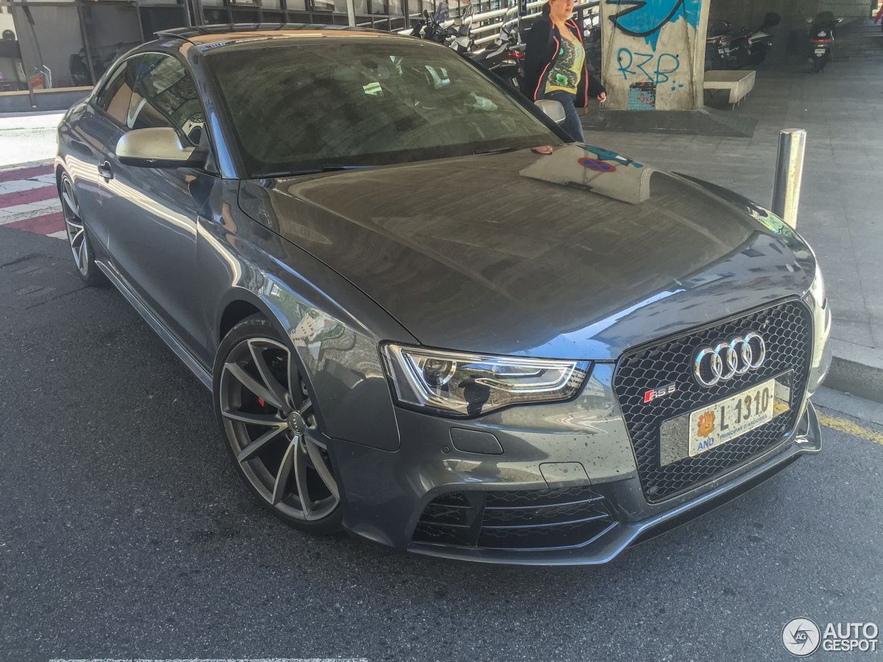 Audi RS5 B8 2012