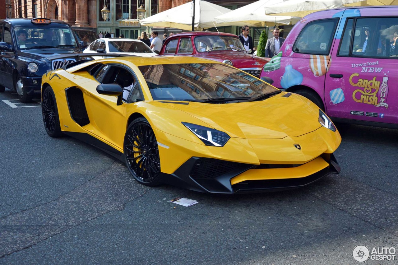 Lamborghini Aventador LP750-4 SuperVeloce