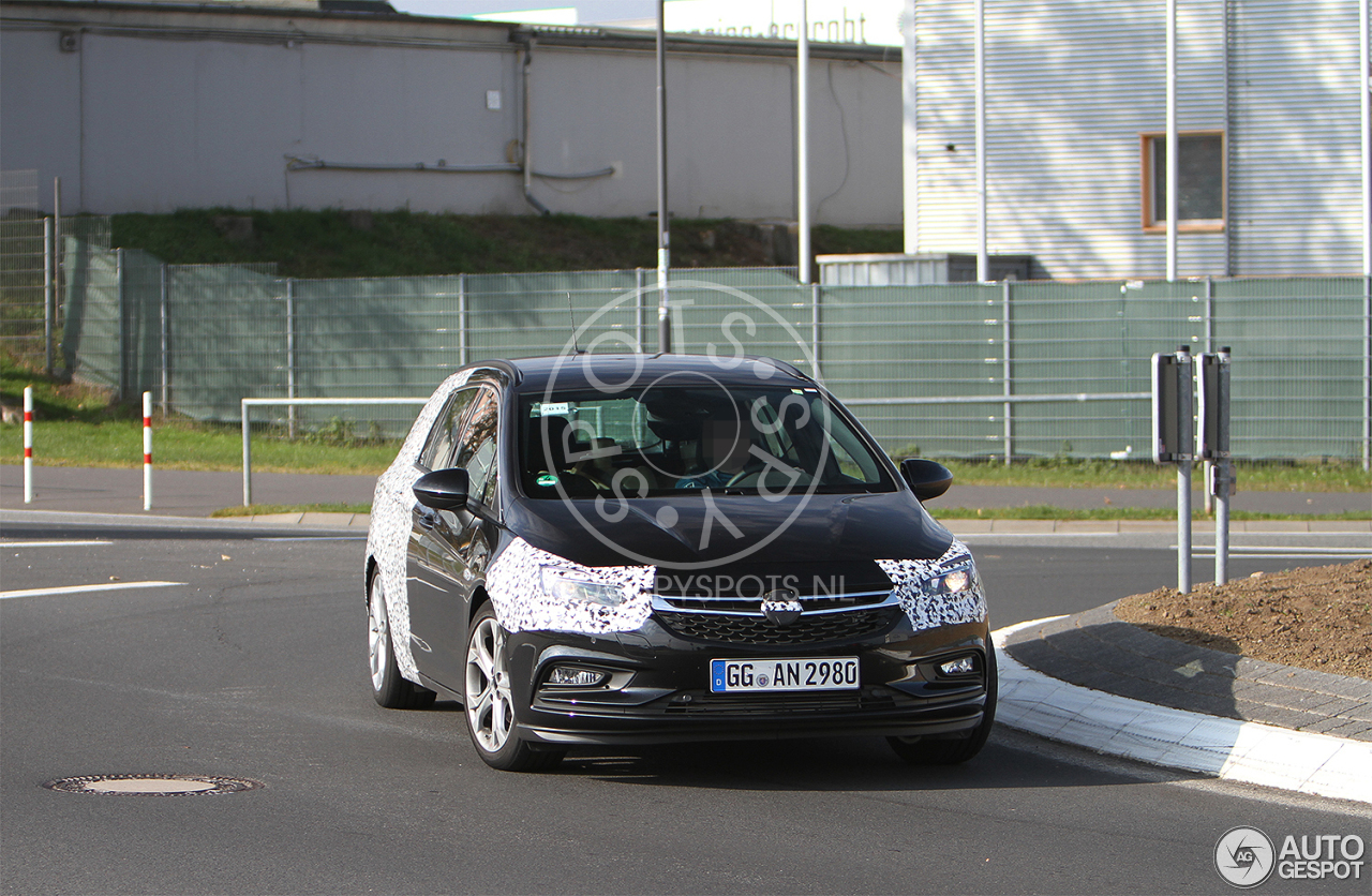 Opel Astra Tourer 2015