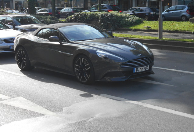 Aston Martin Vanquish Volante