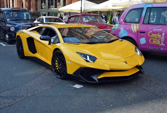 Lamborghini Aventador LP750-4 SuperVeloce