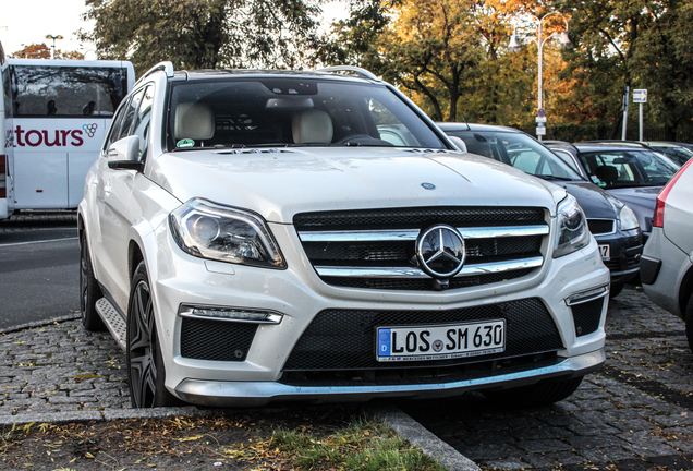 Mercedes-Benz GL 63 AMG X166