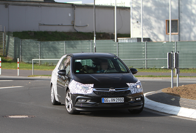 Opel Astra Tourer 2015