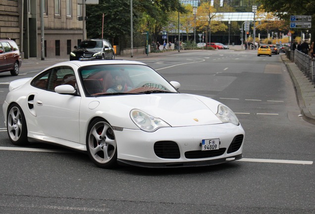 Porsche 996 Turbo