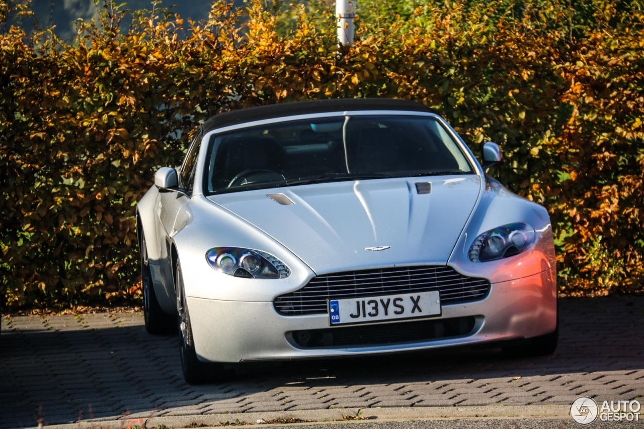 Aston Martin V8 Vantage Roadster