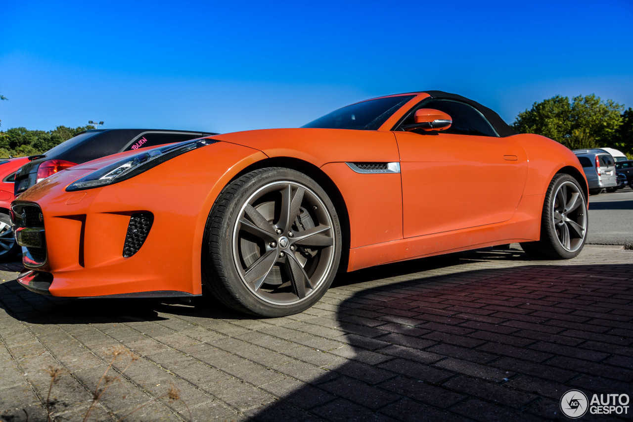 Jaguar F-TYPE S Convertible