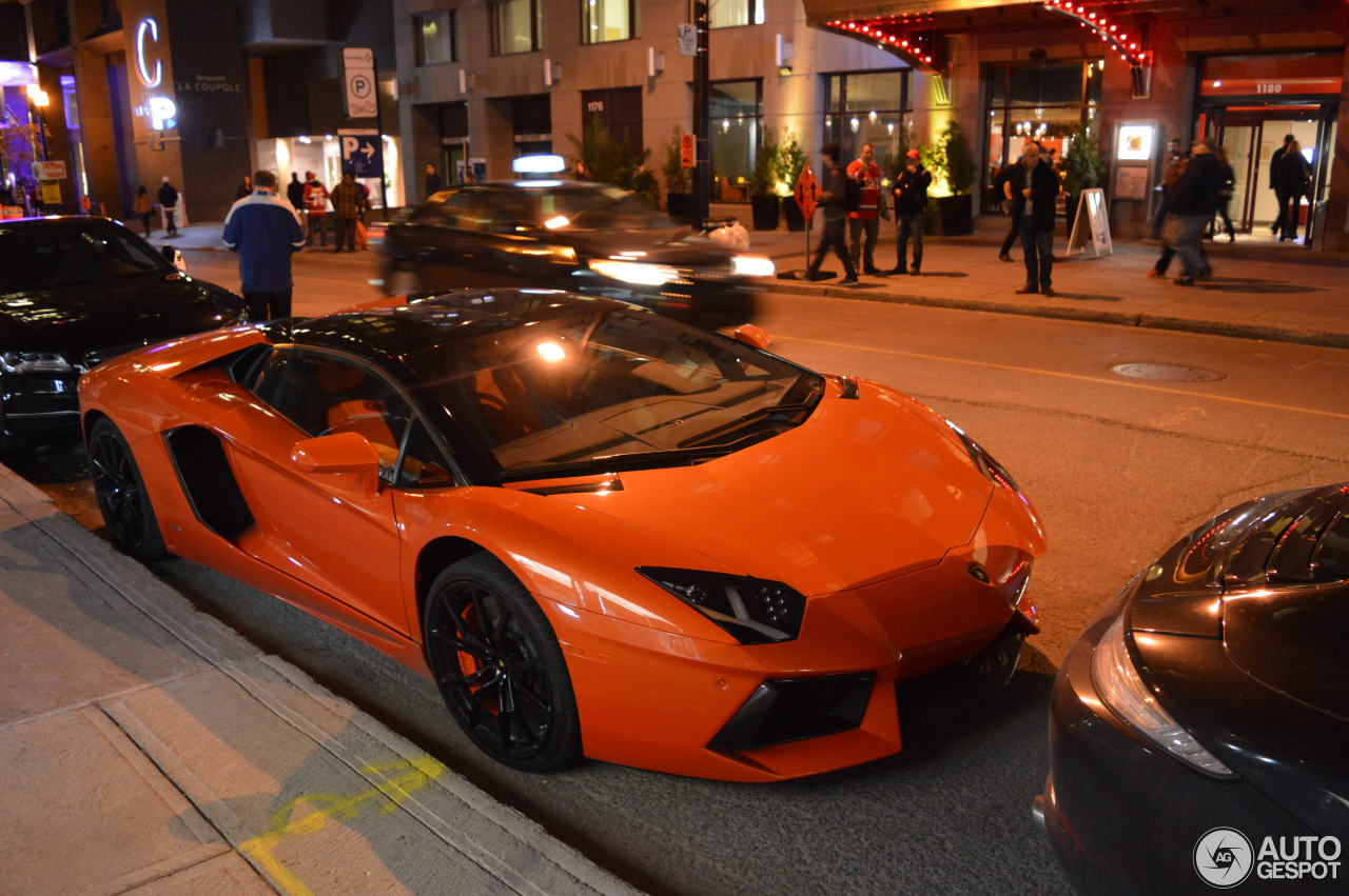 Lamborghini Aventador LP700-4 Roadster