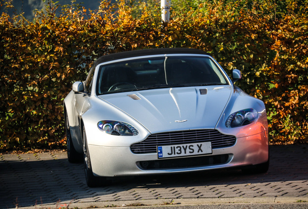 Aston Martin V8 Vantage Roadster