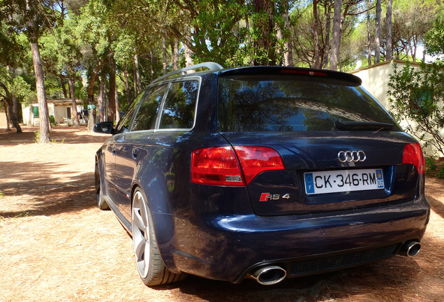 Audi RS4 Avant B7