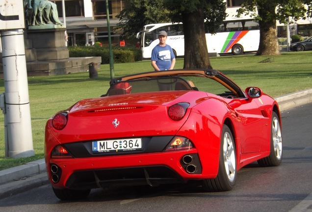 Ferrari California