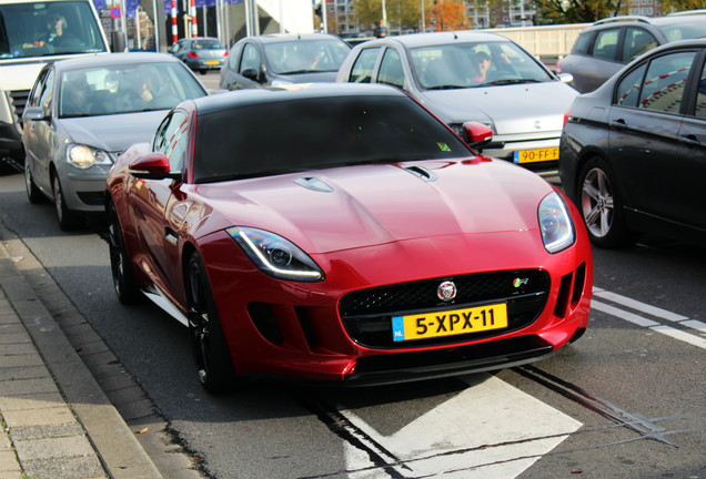 Jaguar F-TYPE R Coupé