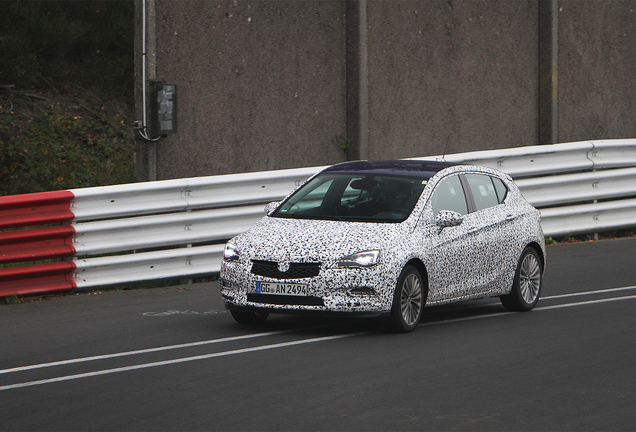 Opel Astra 2015