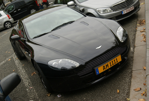 Aston Martin V8 Vantage