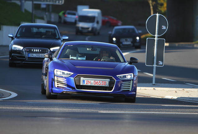 Audi R8 e-tron 2016