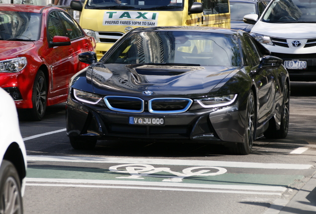 BMW i8