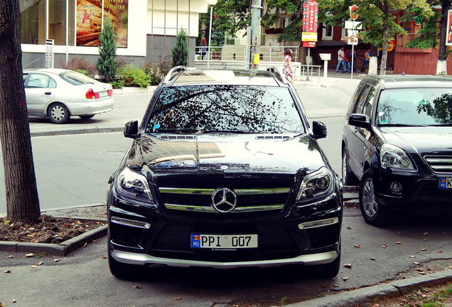 Mercedes-Benz GL 63 AMG X166