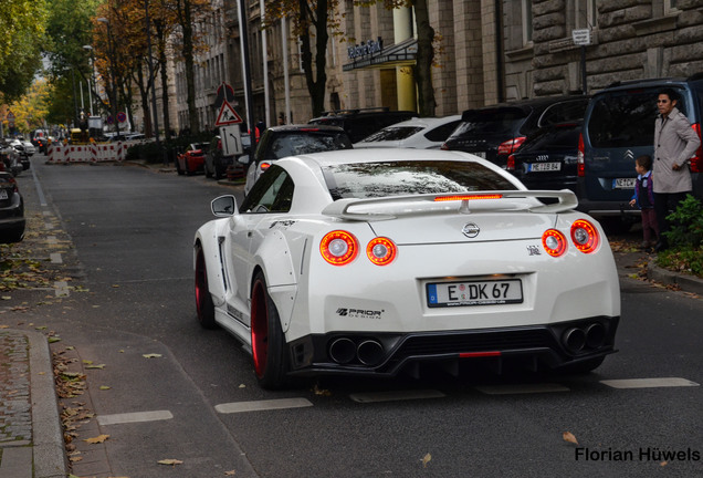 Nissan GT-R PD750 WB