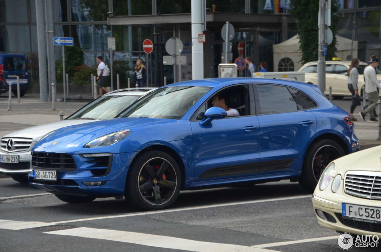 Porsche 95B Macan Turbo