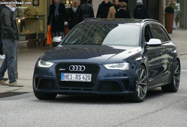 Audi RS4 Avant B8