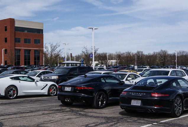 Jaguar F-TYPE S Coupé