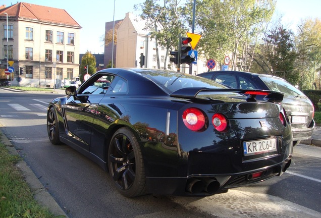 Nissan GT-R