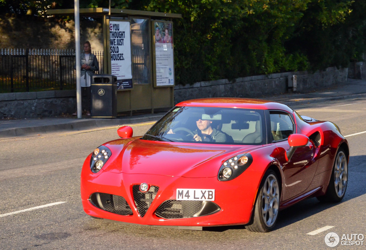 Alfa Romeo 4C Coupé