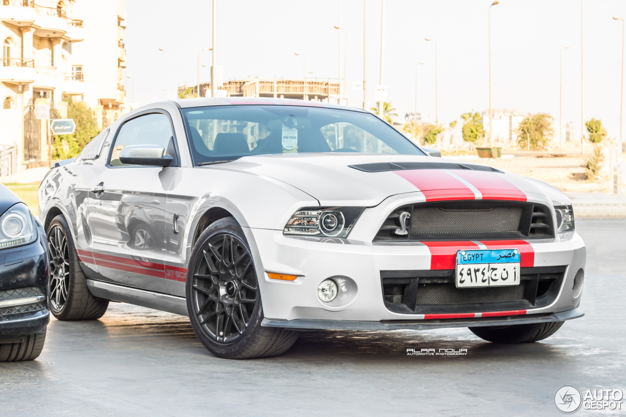 Ford Mustang Shelby GT500 2013