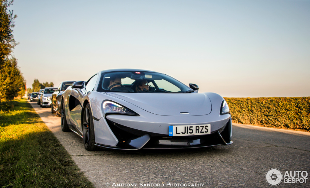 McLaren 570S