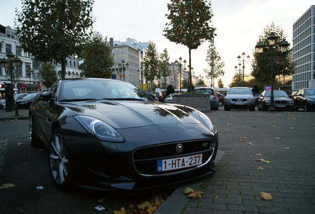 Jaguar F-TYPE S Coupé