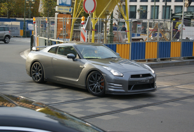 Nissan GT-R 2011