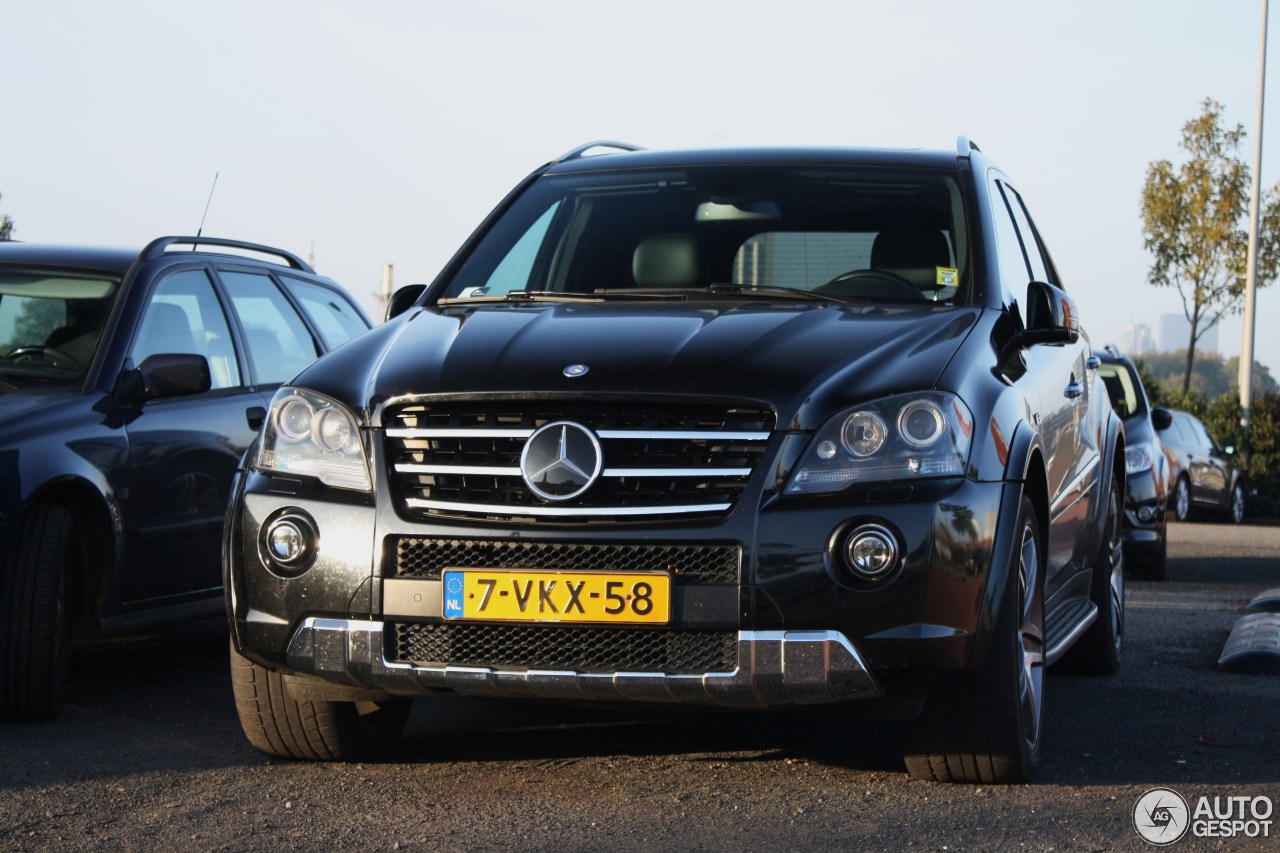 Mercedes-Benz ML 63 AMG 10th Anniversary