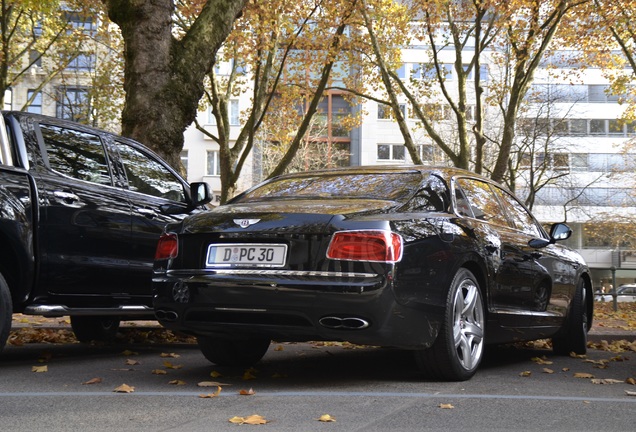 Bentley Flying Spur V8