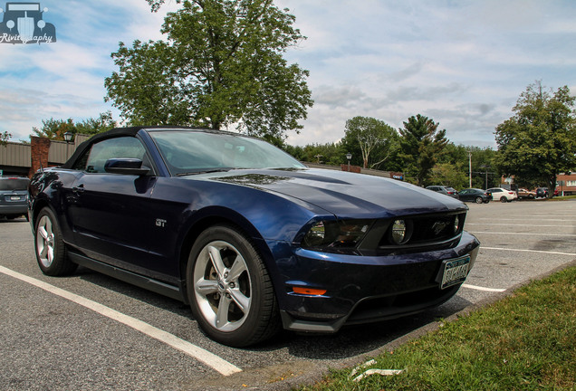 Ford Mustang GT Convertible 2010