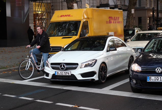 Mercedes-Benz CLA 45 AMG C117