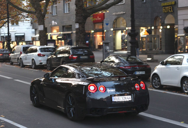 Nissan GT-R 2014