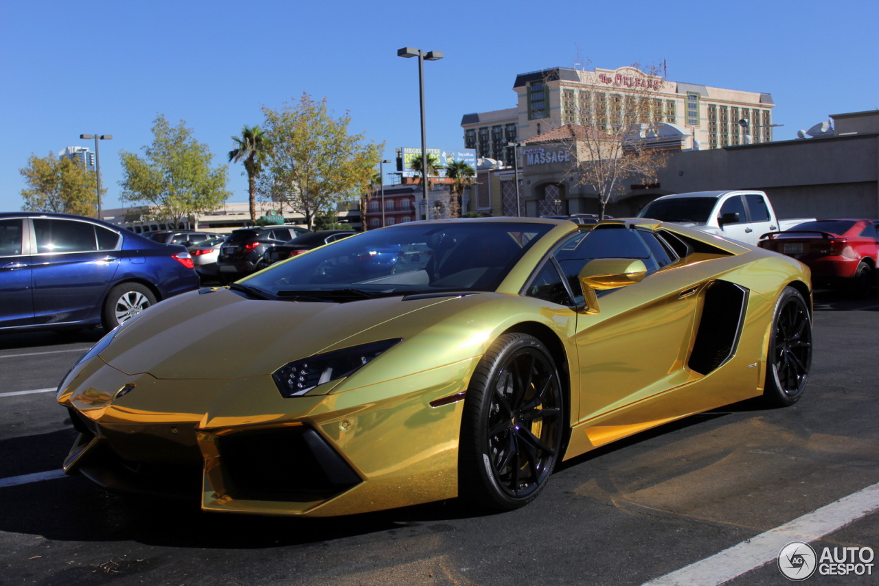 Lamborghini Aventador LP700-4 Roadster