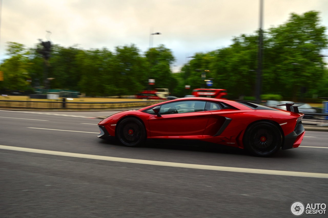 Lamborghini Aventador LP750-4 SuperVeloce