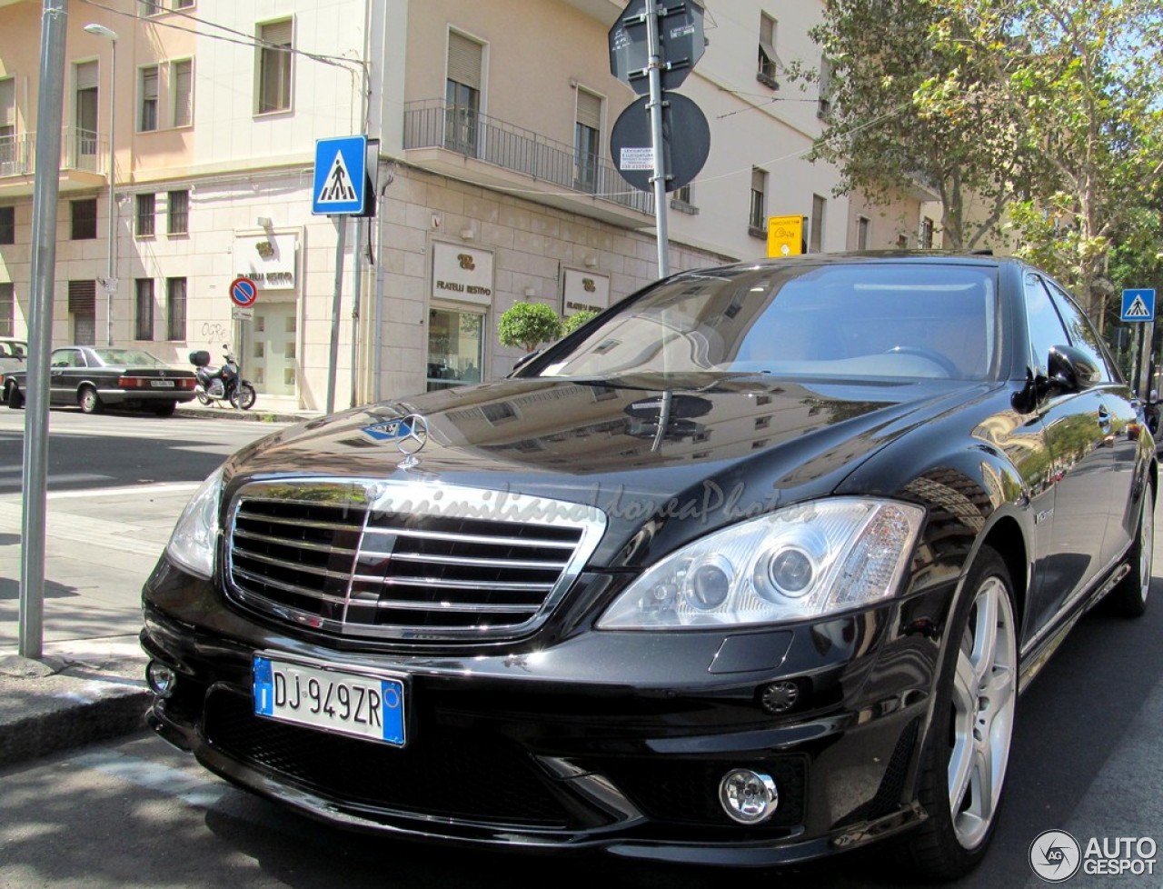 Mercedes-Benz S 65 AMG V221