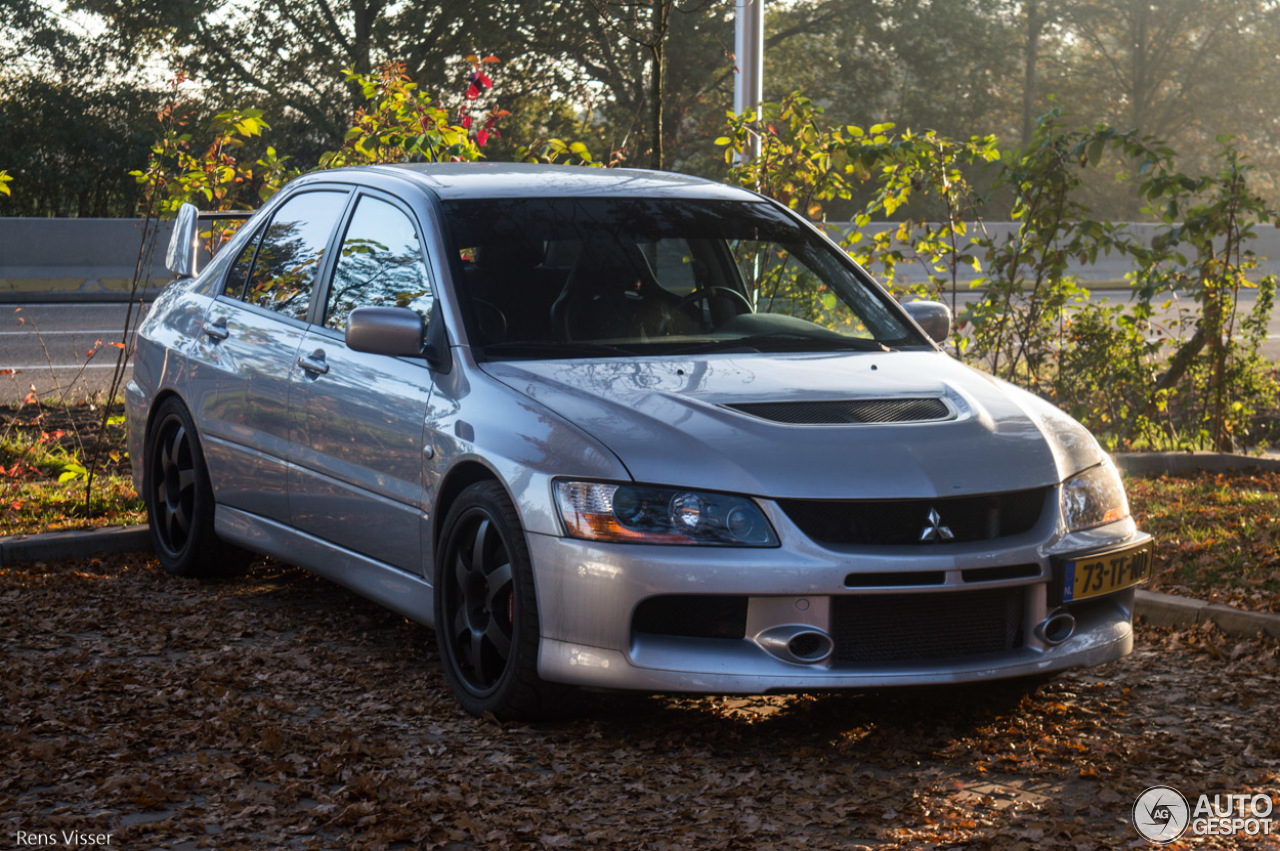 Mitsubishi Lancer Evolution IX