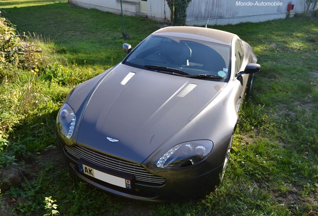 Aston Martin V8 Vantage