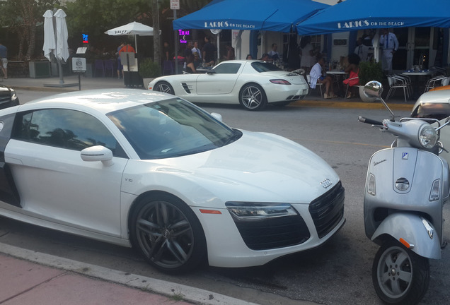 Audi R8 V10 2013