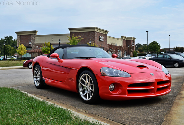 Dodge Viper SRT-10 Roadster 2003