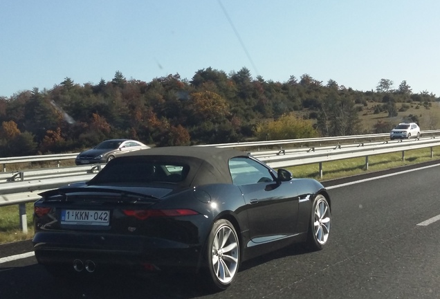 Jaguar F-TYPE S Convertible