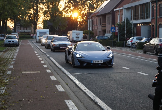 McLaren 570S