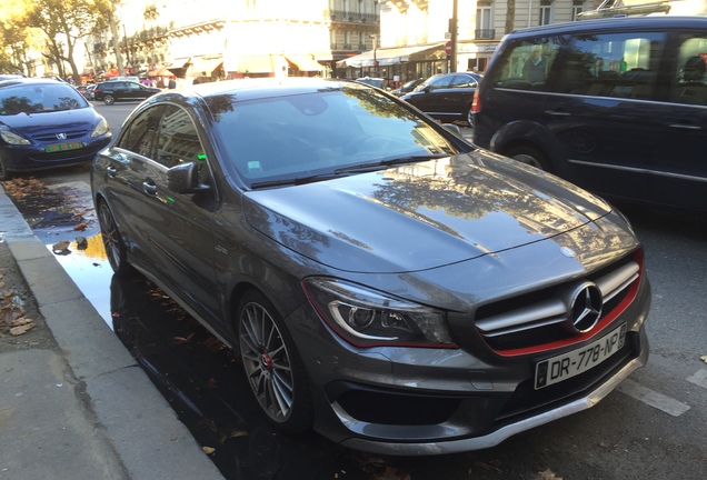 Mercedes-Benz CLA 45 AMG C117