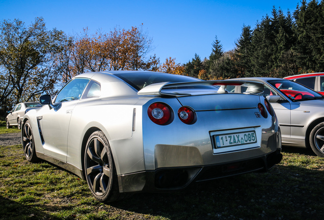 Nissan GT-R