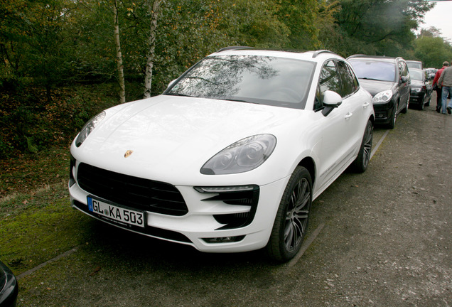 Porsche 95B Macan Turbo