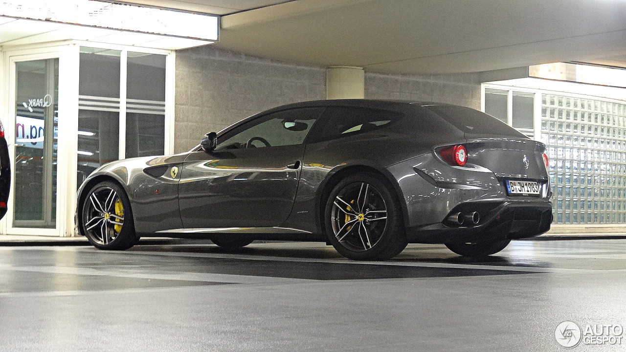 Ferrari FF